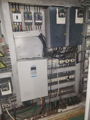 Buen precio Diseño escalable Inomax Dispositivo de velocidad variable para compresores y mezcladores HVAC 400V en línea